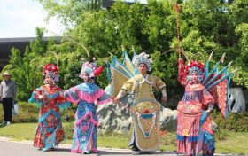 賞非遺、看表演！漢中“五一”文旅活動(dòng)亮點(diǎn)紛呈縮略圖